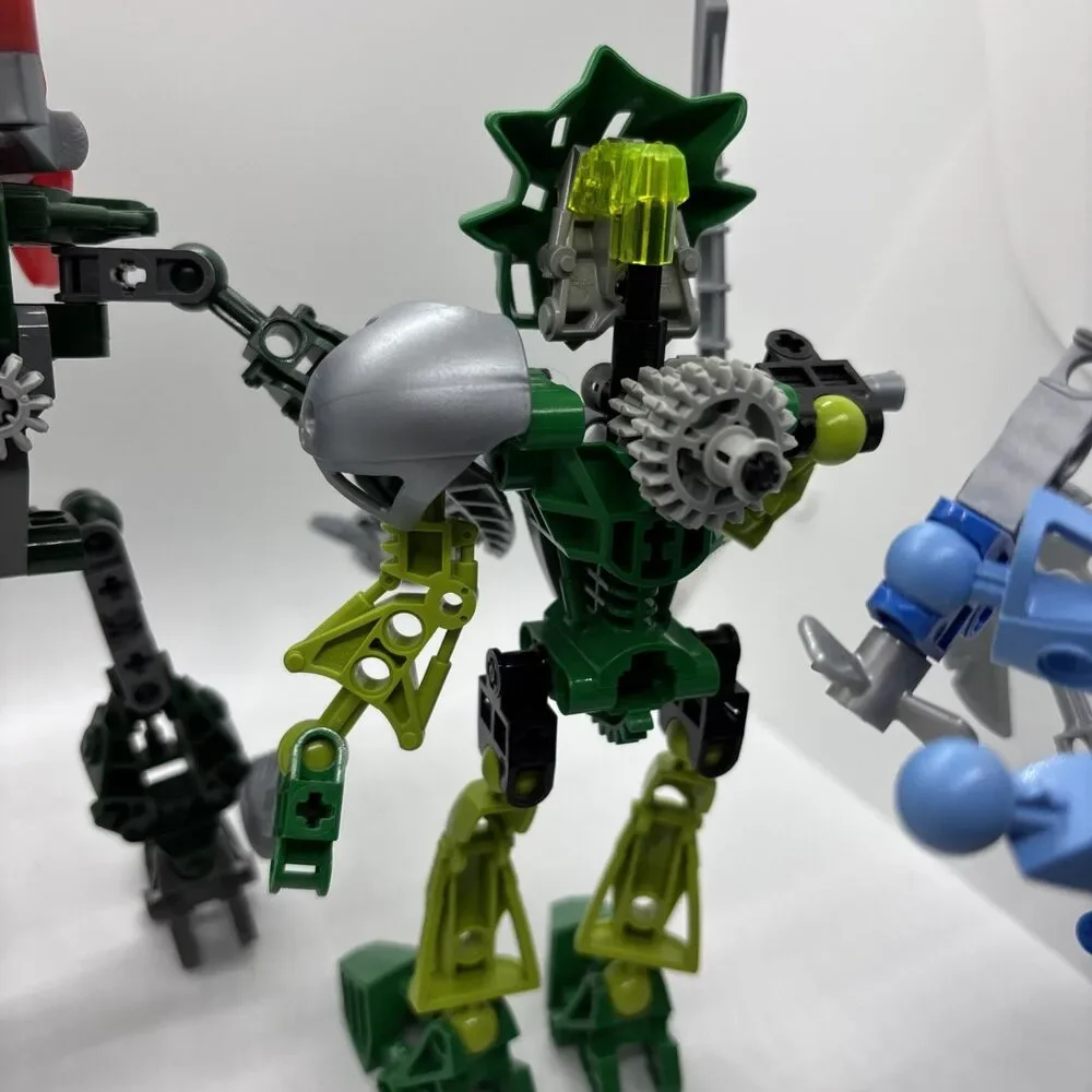 Lot of 4 Lego 8590 Guurahk, 8616 Vorzakh, 8567 Lewa Nuva, 8602 Nokama (no foot)
